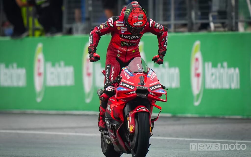 Bagnaia dopo la vittoria della MotoGP della Thailandia