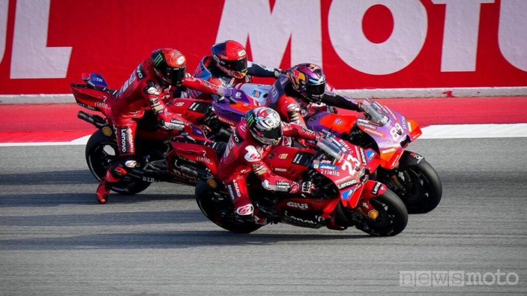 Partenza della Sprint di MotoGP al Montmelò